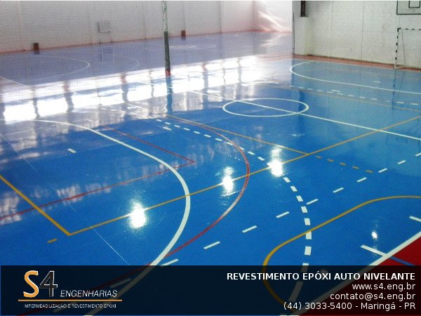 Revestimento-Epoxi-Auto-Nivelante-em-Campo-Mourao